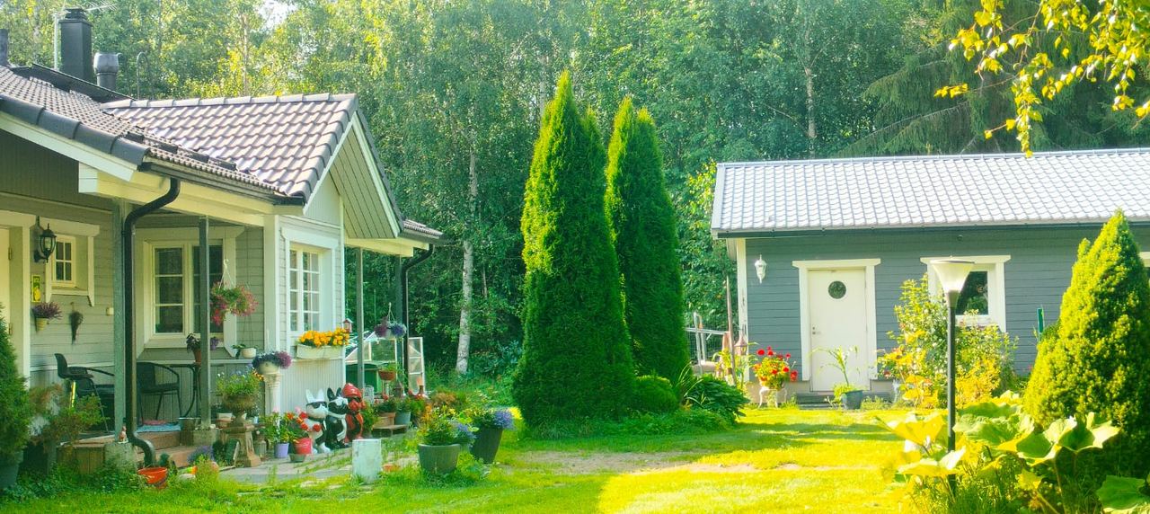 Kennel Beolinen pihapiiri ja rakennukset Janakkalassa